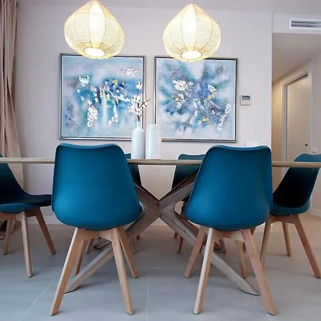 Vanian Gardens 4 Bedroom Ap Apartament