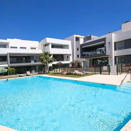 Vanian Gardens 4 Bedroom Ap Apartament Estepona